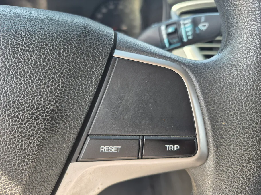 هيونداي اكسنت سمارت 2023 