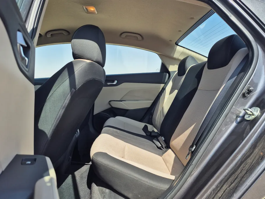 هيونداي اكسنت سمارت 2023 