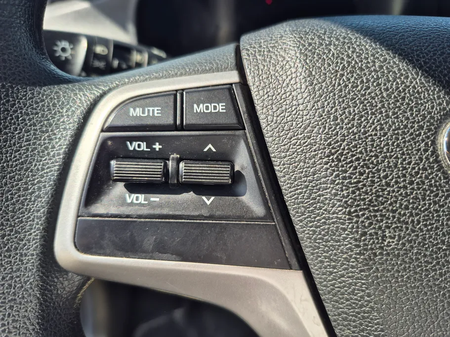 هيونداي اكسنت سمارت 2023 