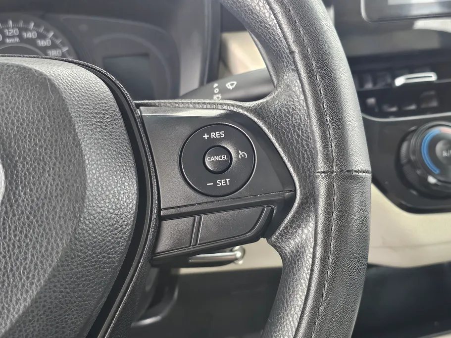 تويوتا كورولا XLI 2022 