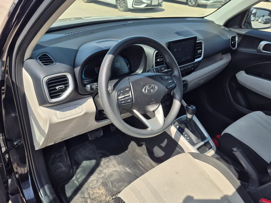 2024 Hyundai Venue Smart 