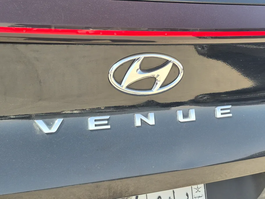 2024 Hyundai Venue Smart 