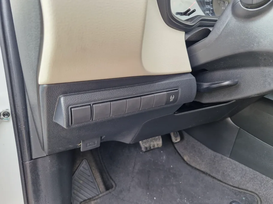 تويوتا كورولا XLI 2024 