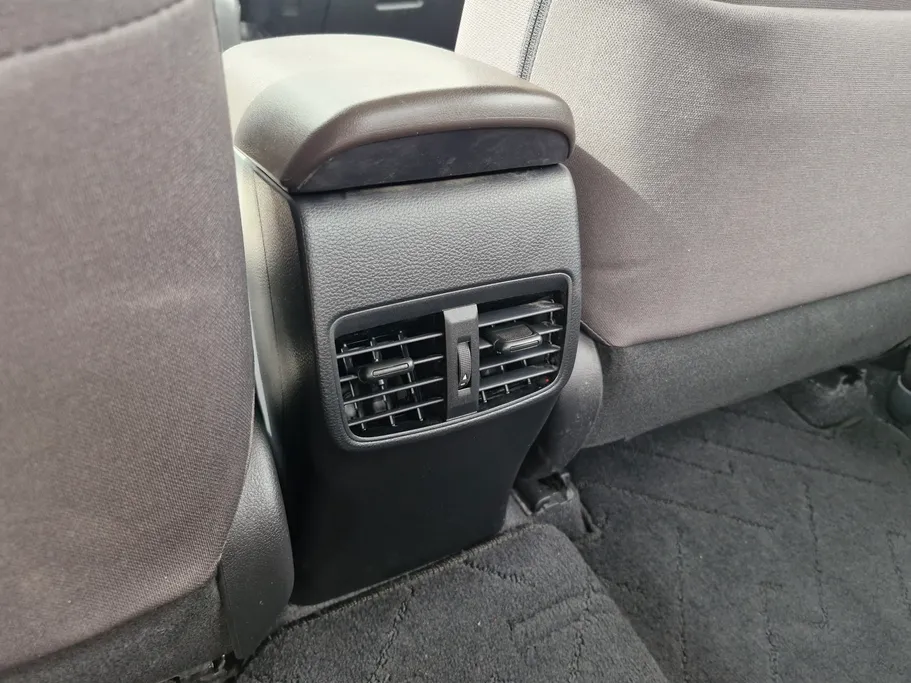 تويوتا كورولا XLI 2024 