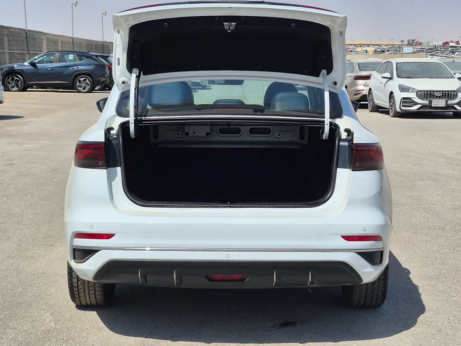 2024 Geely Emgrand GF 