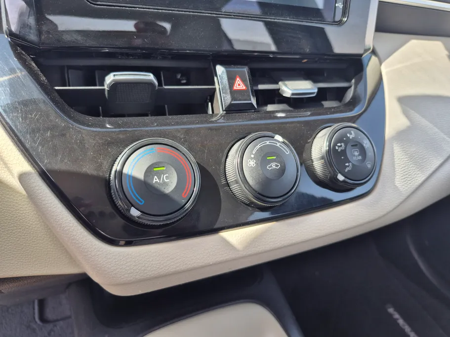 تويوتا كورولا XLI 2023 