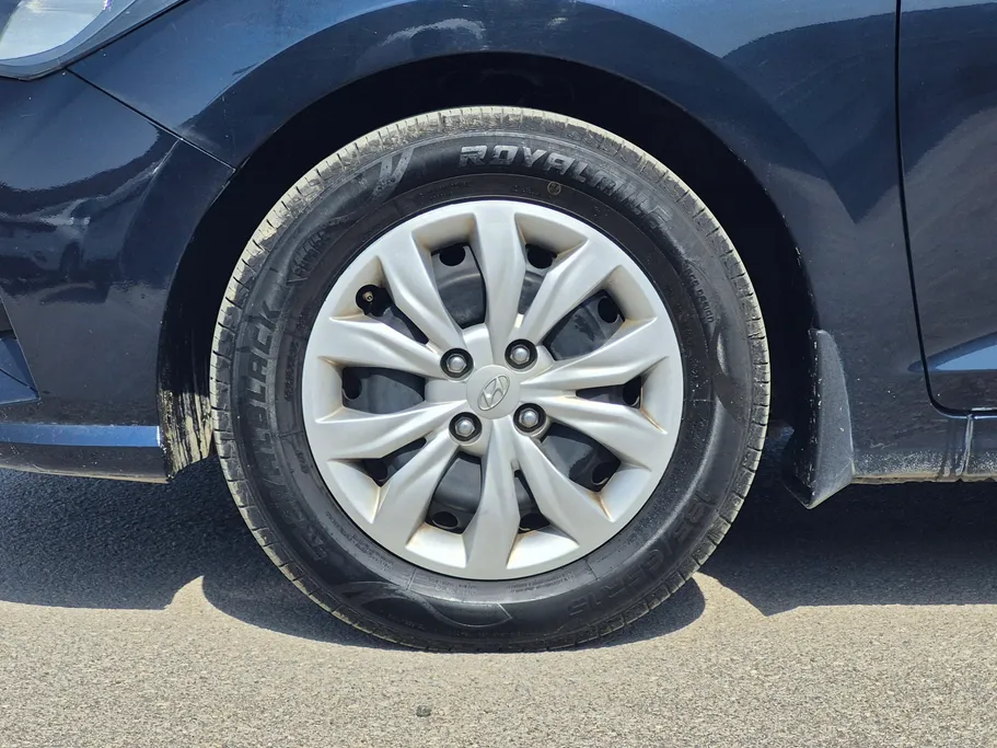 هيونداي اكسنت سمارت 2023 