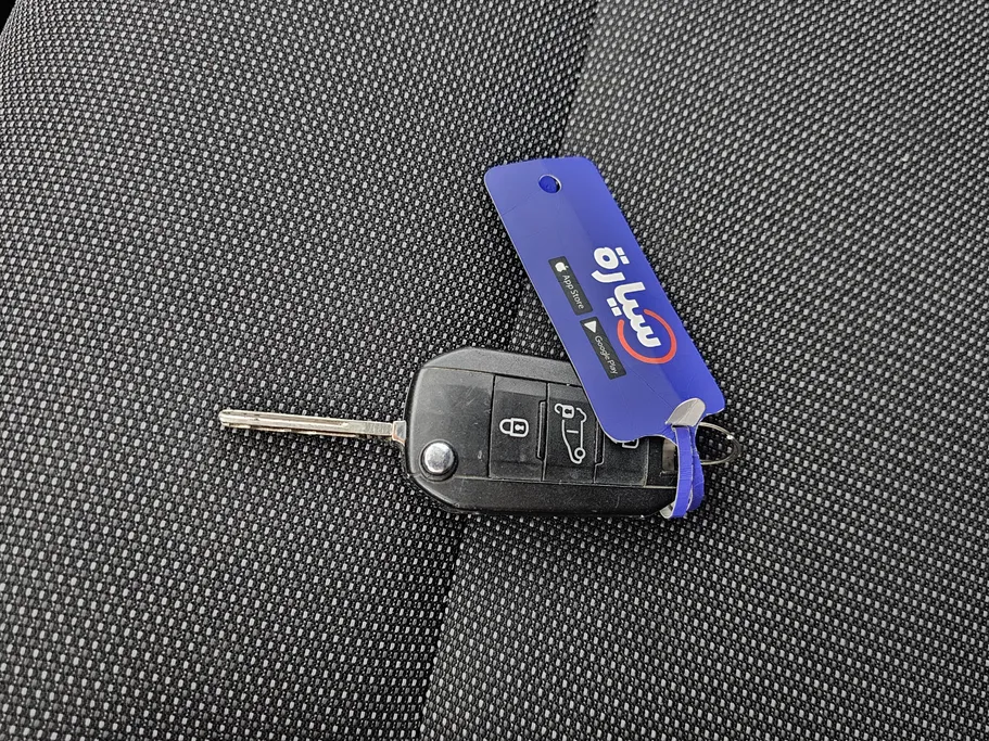 2022 Peugeot Partner Short van 