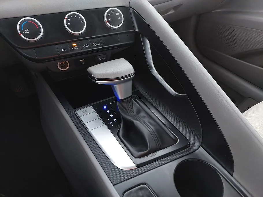 2021 Hyundai Elantra Fleet 