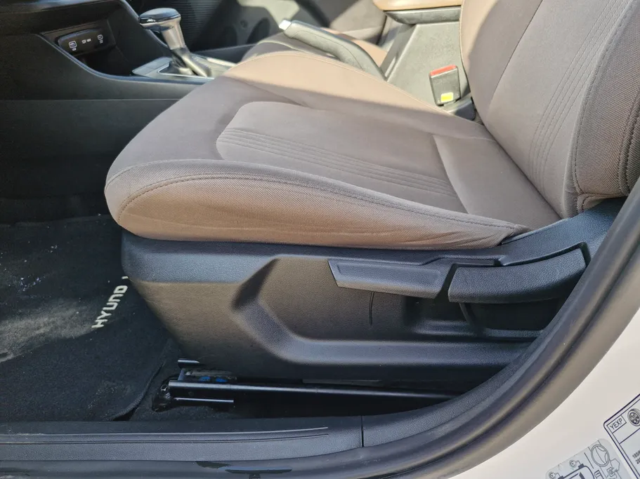 2024 Hyundai Accent Fleet 