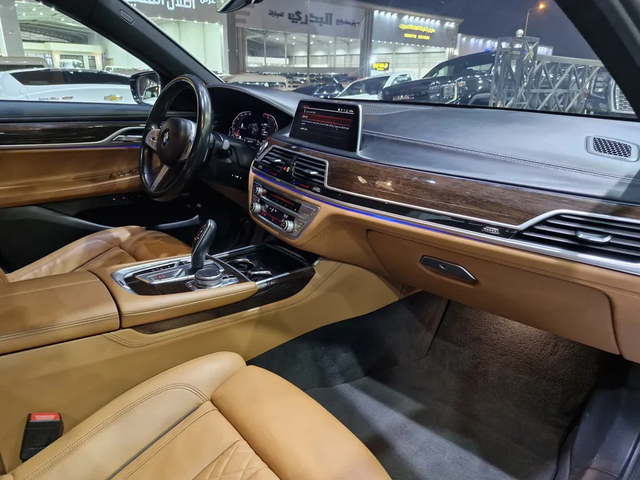 2020 BMW 7 Series 730Li 