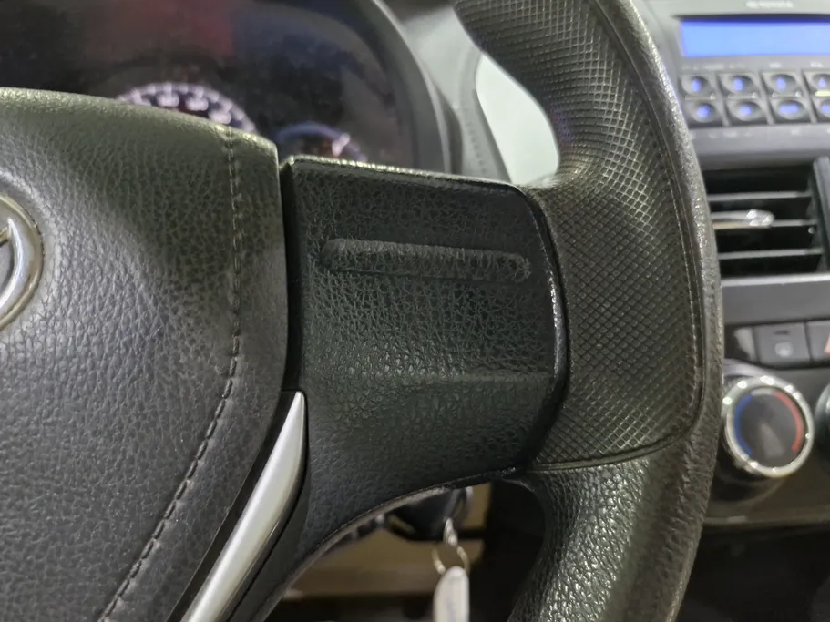 2019 Toyota Yaris  Y 