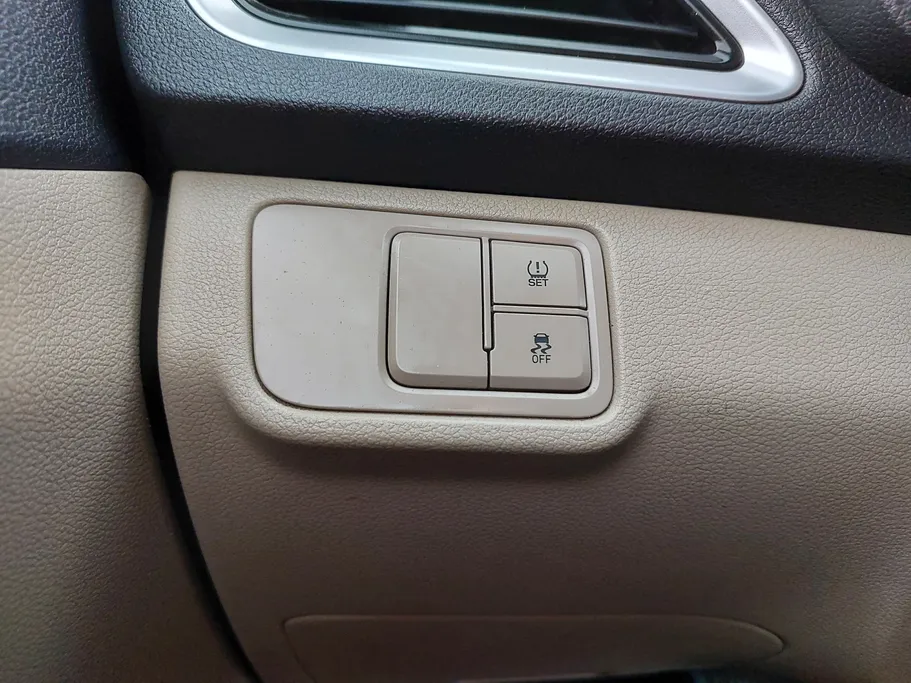 2023 هيونداي Accent سمارت 