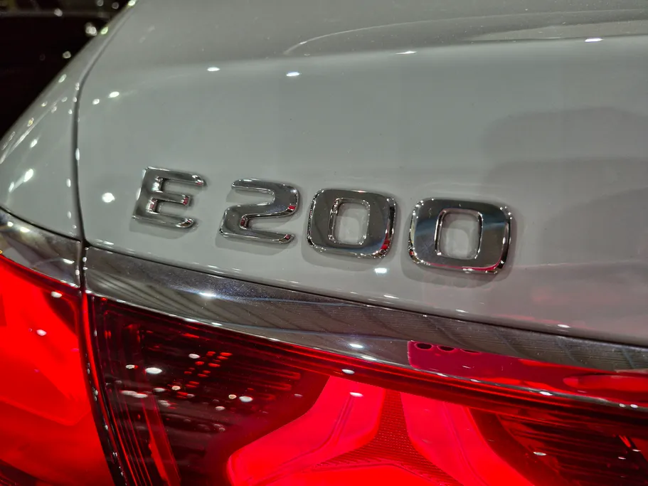 2026 Mercedes E 200 