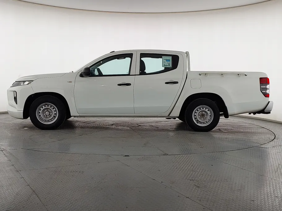 2021 Mitsubishi L200 DC 4x2 