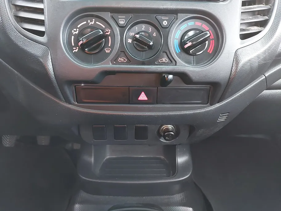 2021 Mitsubishi L200 DC 4x2 