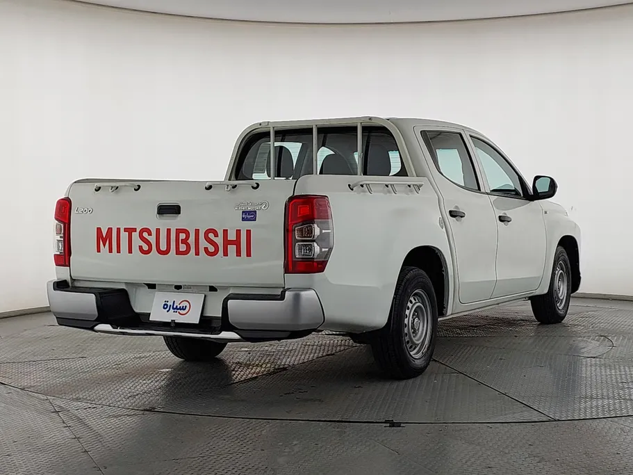 2021 Mitsubishi L200 DC 4x2 