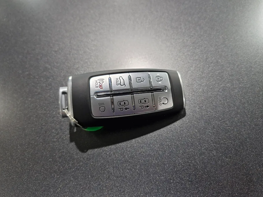 جينيسيس GV70 رويال سبورت 2023 