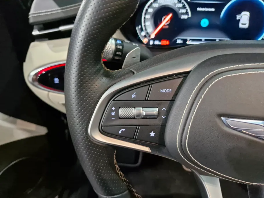 جينيسيس GV70 رويال سبورت 2023 