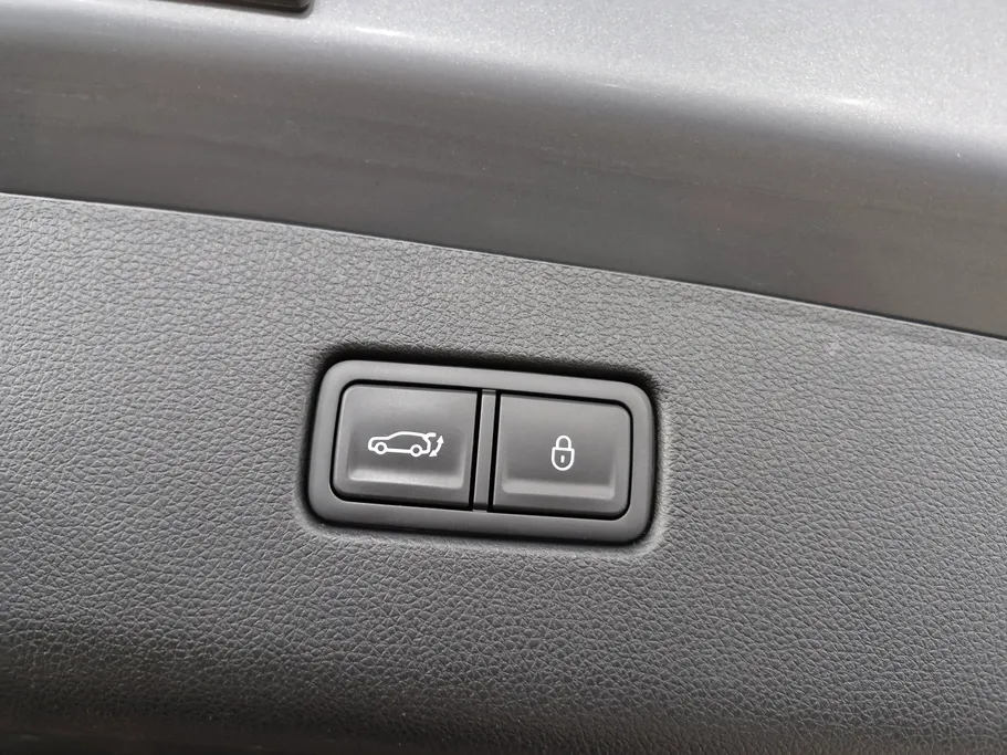 جينيسيس GV70 رويال سبورت 2023 