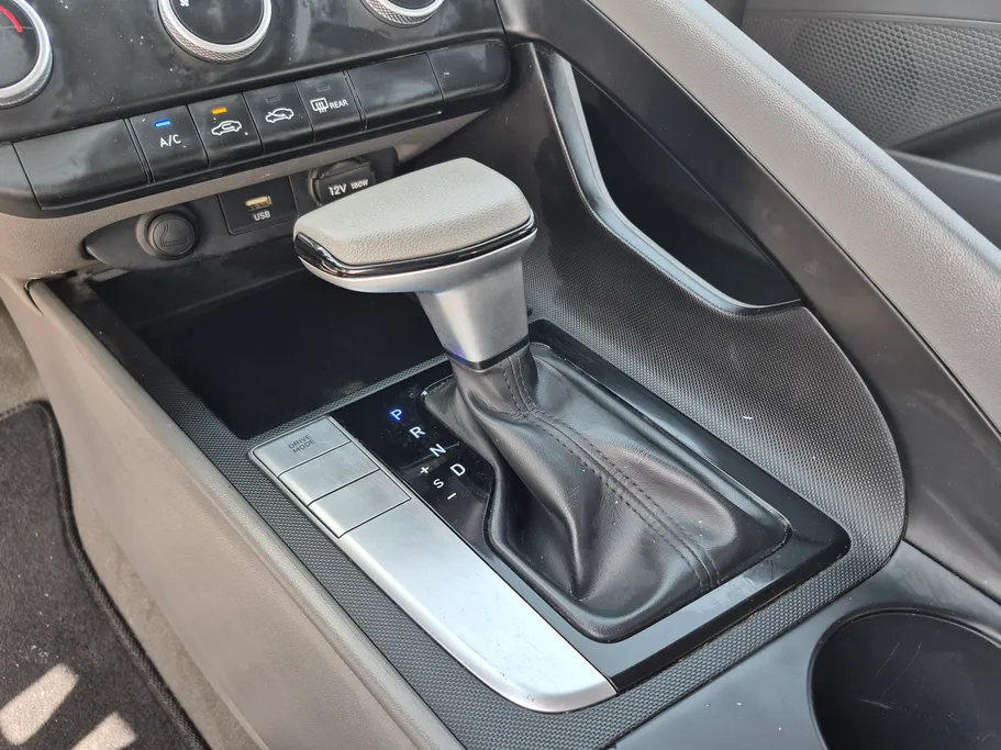 2023 Hyundai Elantra Fleet 