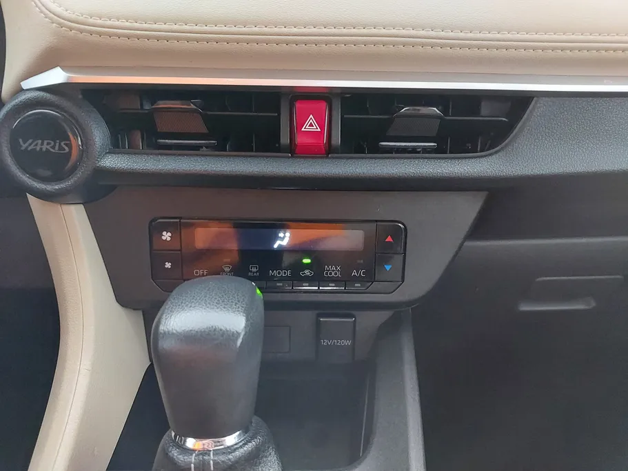 تويوتا يارس Y 2023 