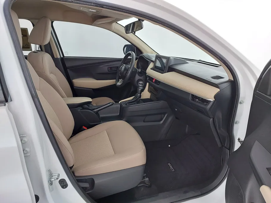 تويوتا يارس Y 2023 