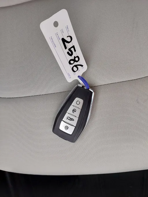 جيلي امجراند GS 2024 