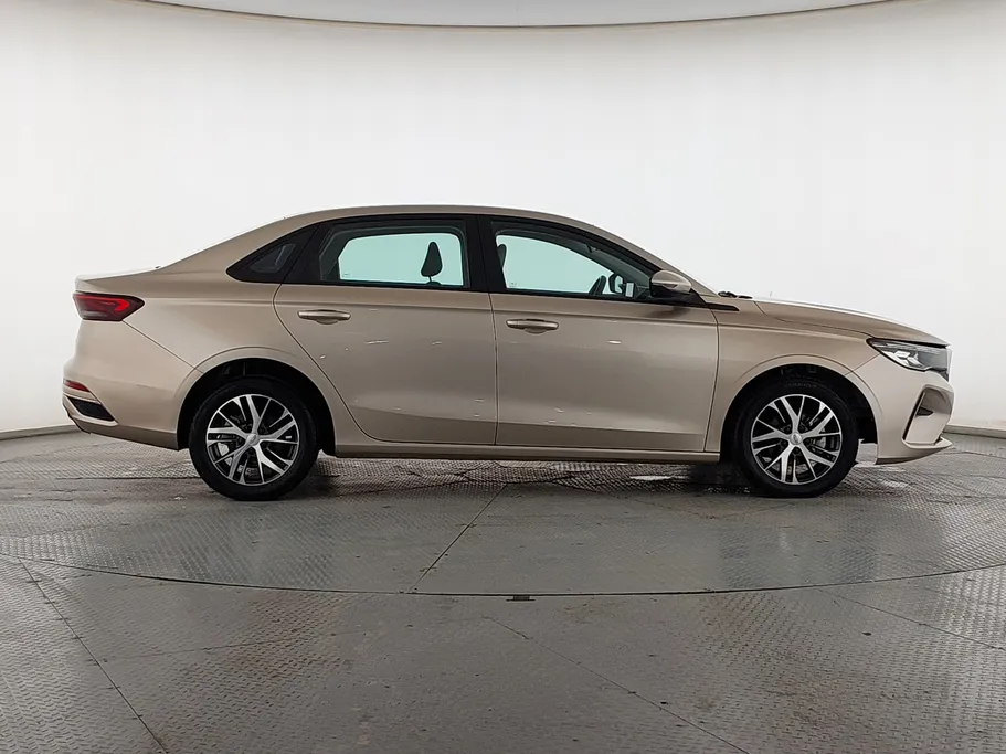 جيلي امجراند GS 2024 