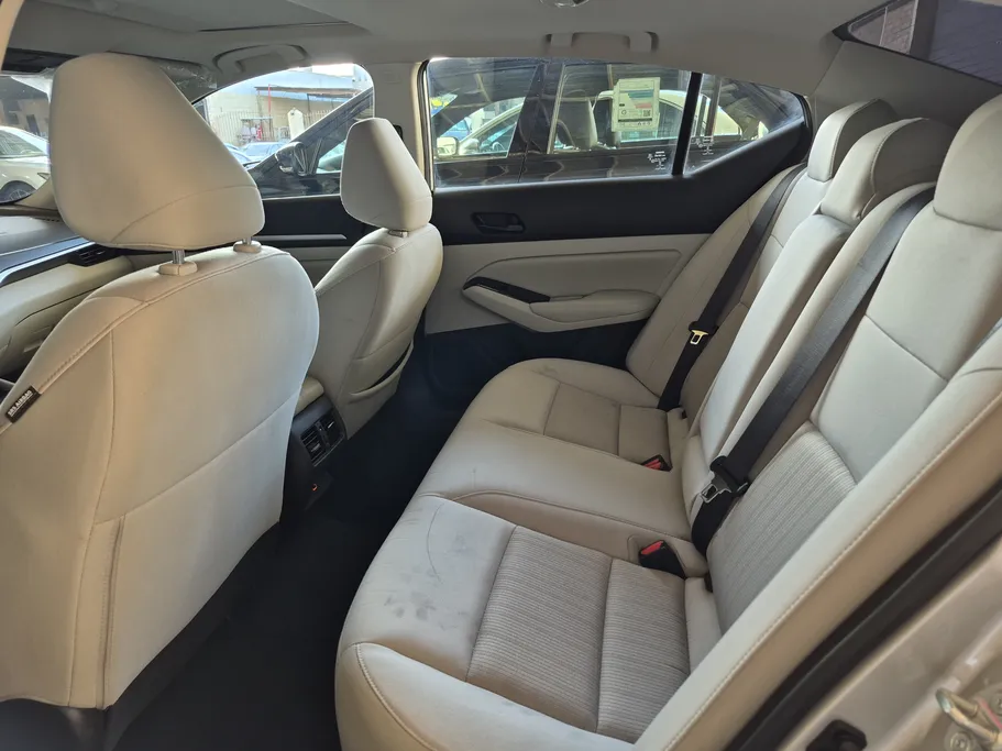 2023 Nissan Altima SV 