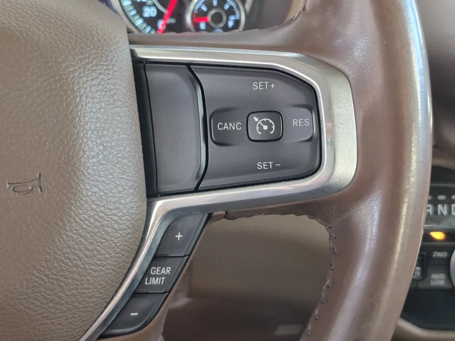 دودج رام LARAMIE 2021 