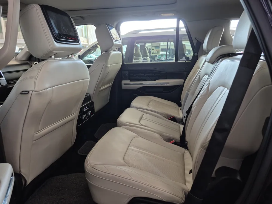 2021 Ford Expedition Platinum 