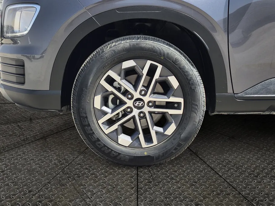 2024 Hyundai Venue Smart 