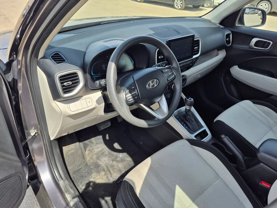 2024 Hyundai Venue Smart 
