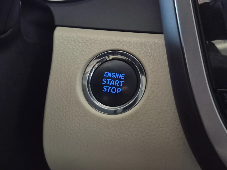 تويوتا كامري Limited 2023 