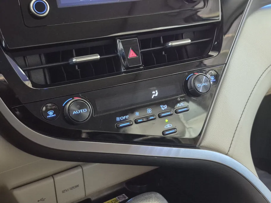 تويوتا كامري Limited 2023 