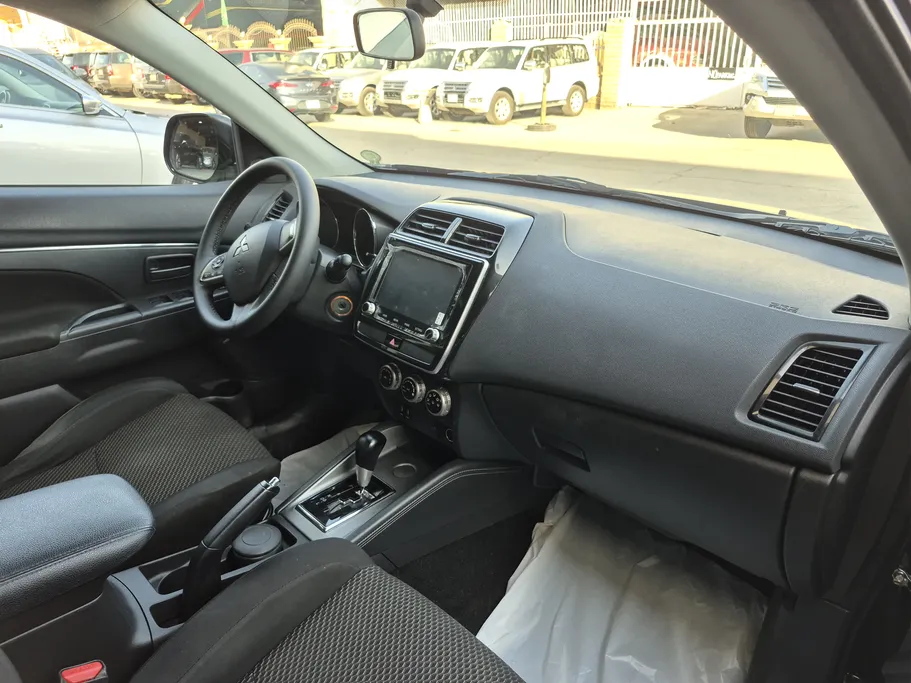 ميتسوبيشي ASX GLX 2020 