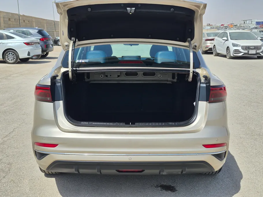 2024 Geely Emgrand GF 