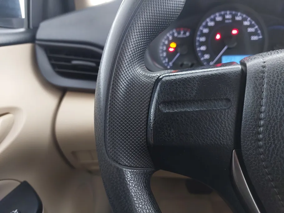 2022 Toyota Yaris  Y Plus 