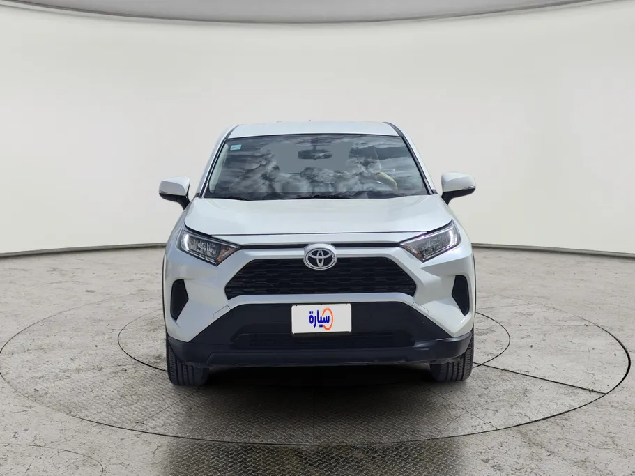 تويوتا راف فور LE 2022 