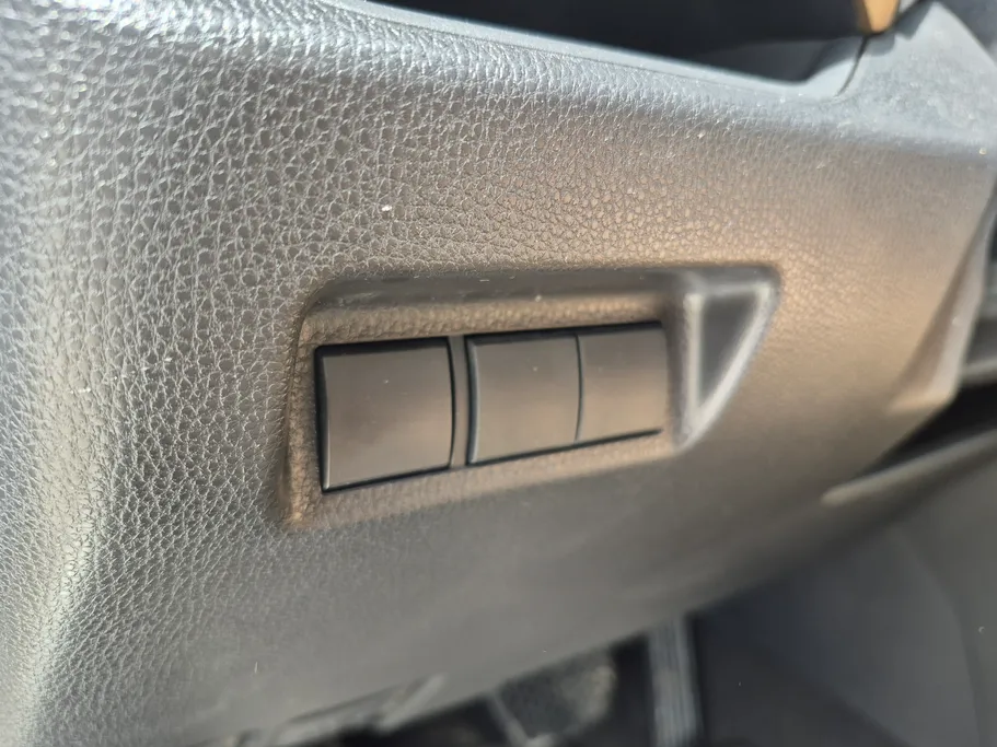 تويوتا راف فور LE 2022 