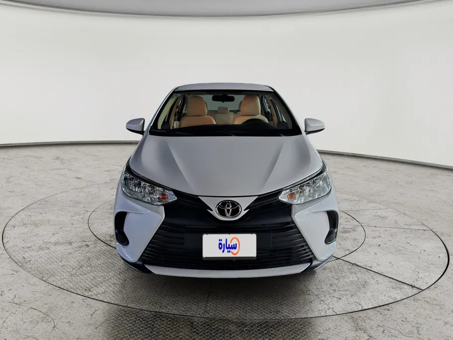 2022 Toyota Yaris  Y 