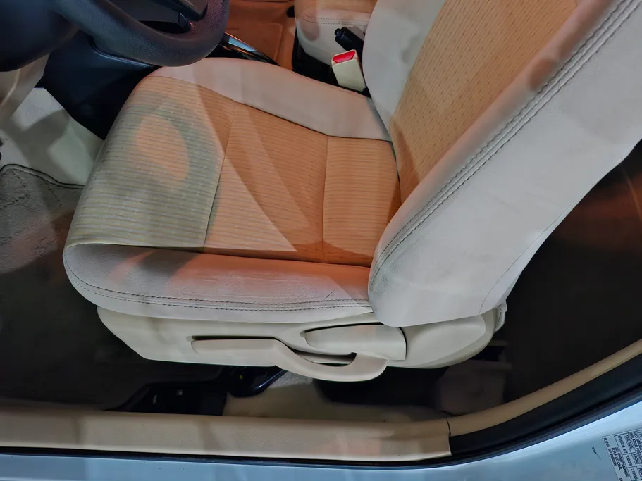 2022 Toyota Yaris  Y 