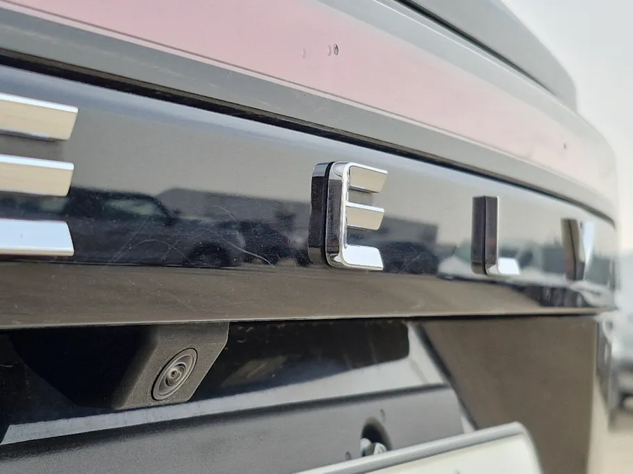 2024 Geely Okavango GK 