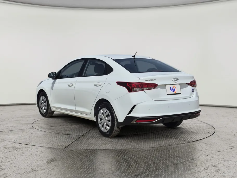 هيونداي اكسنت سمارت 2023 