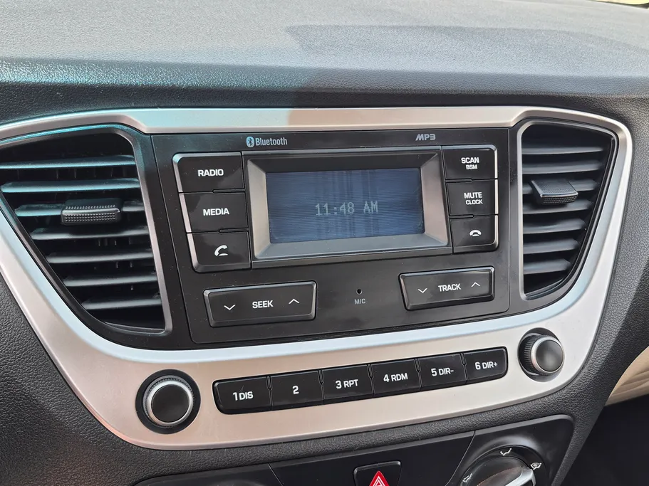 هيونداي اكسنت سمارت 2023 