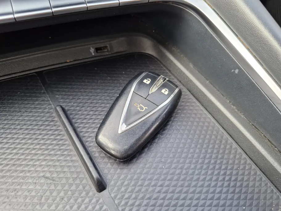 شانجان يوني تي Smart 2023 