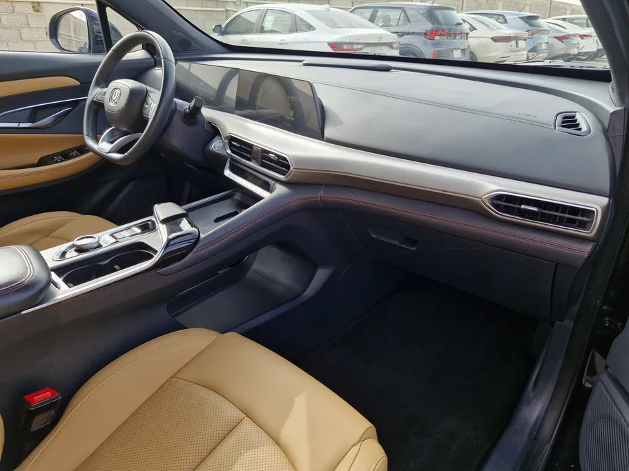 شانجان يوني تي Smart 2023 