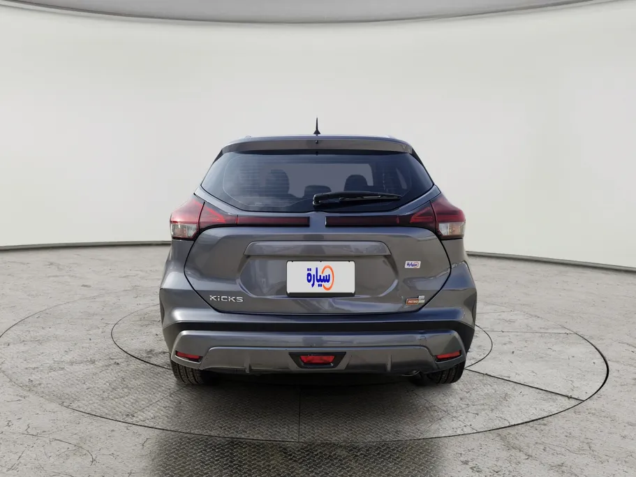 2021 Nissan Kicks S 