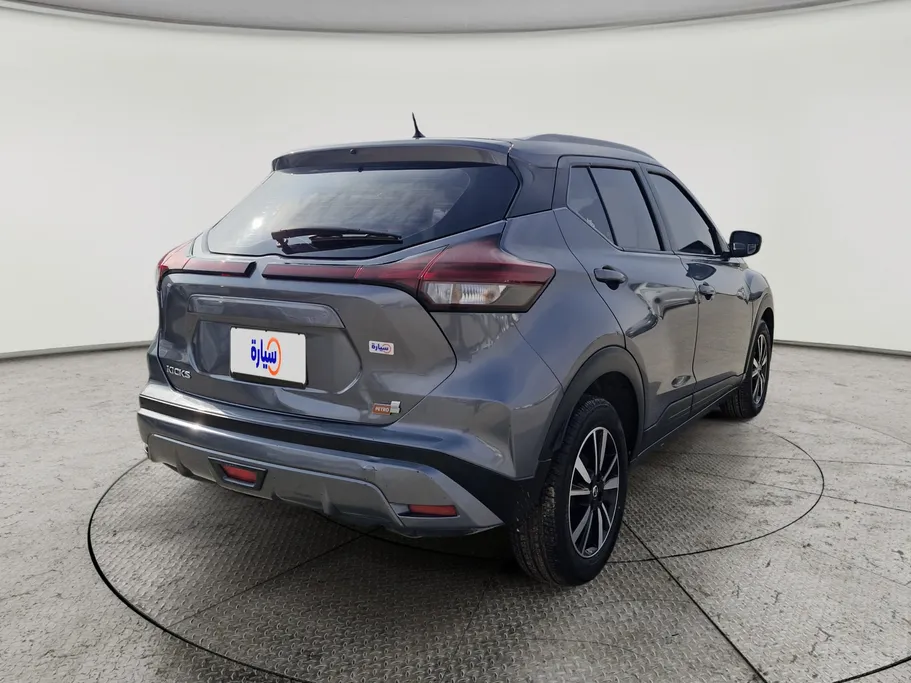 2021 Nissan Kicks S 